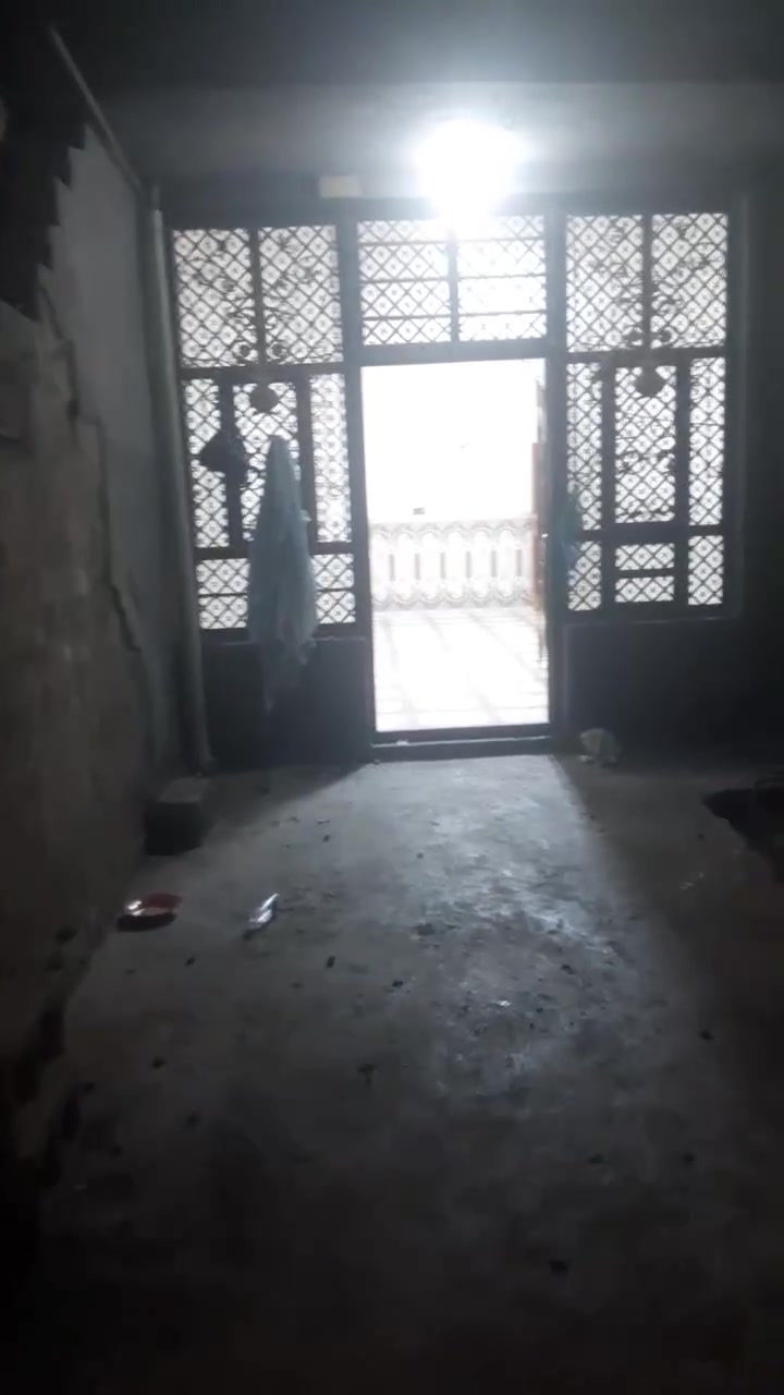 بيت للايجار 100 بلحصوه يم مدرسة الحجر الأسود يجاره 200 كون عائله زغيرة
***********
*********** واتساب
