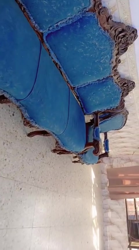 مكانه السلاميات 
السعر ٤٠٠
***********
