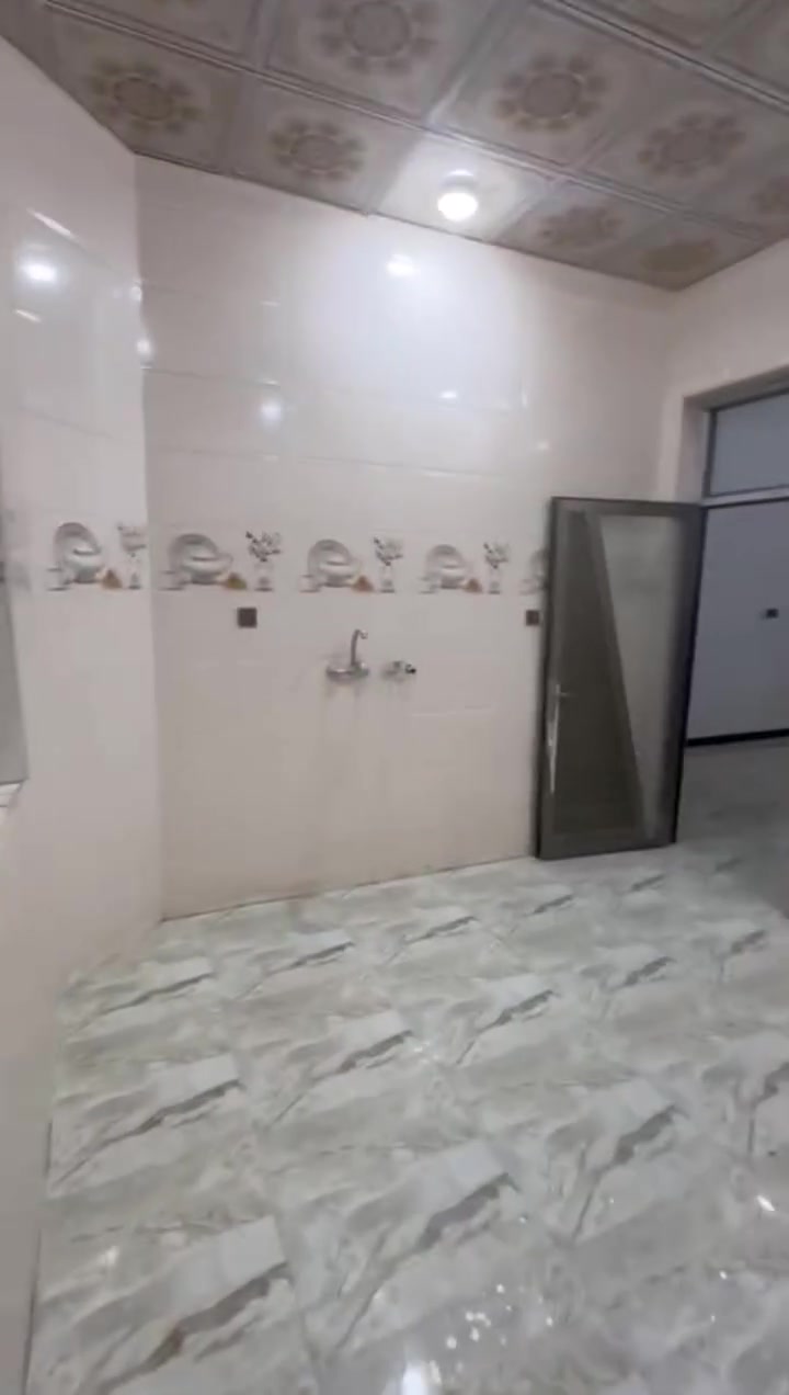 بناية تجارية • الجربوعية • ٢٠٠م