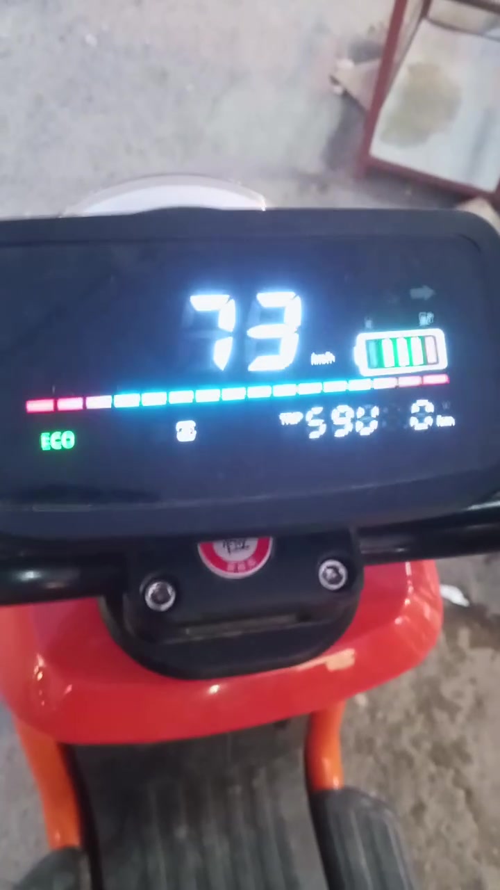 دراجه F11 مستخدم شي كلش قليل بطاريات جديده ليثيوم شرط السعر 700وبي مجال حك الجيه أو اتصل على رقم ***********
