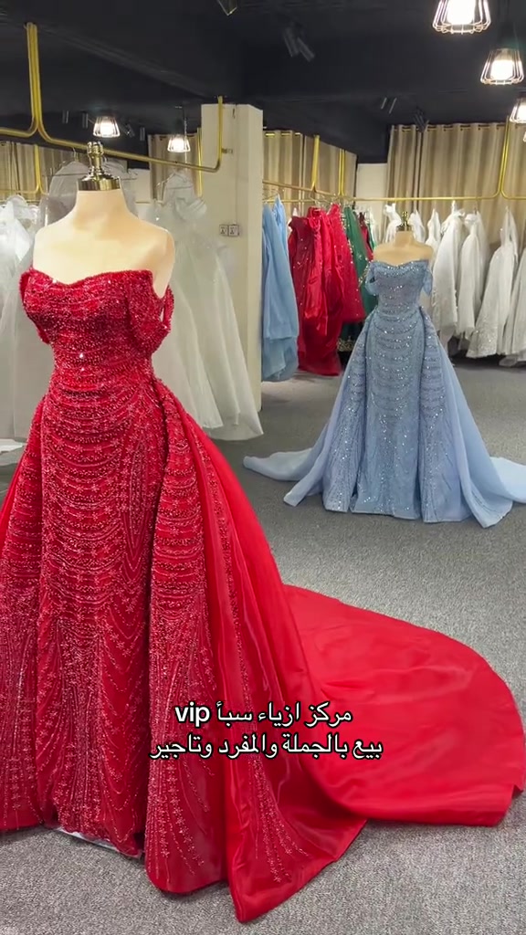 

نص مكتوب في الصور:
- مركز ازياء سبأ vip
- بيع بالجملة والمفرد وتأجير