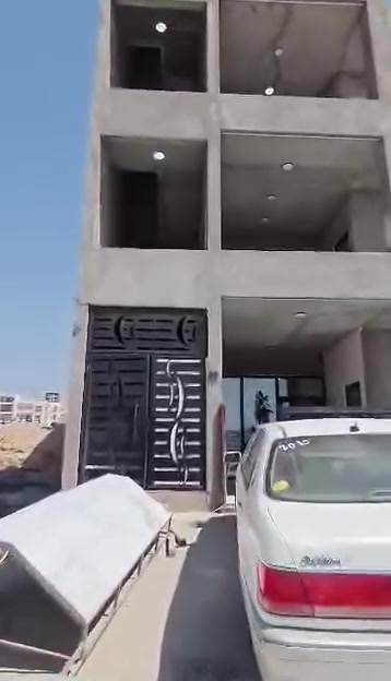 گەڕەکی شۆڕشی نوێ • ١٥٠م • ٣شقق