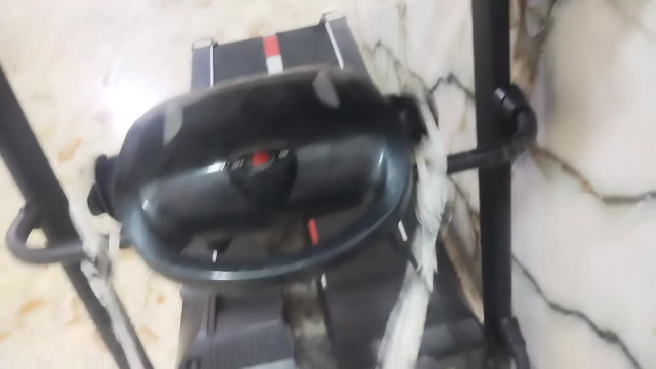 جهاز جري مستعمل شهر تقريبا
1-سماعات شغاله
2-هزاز شغال
3-اللوحه كلها شغاله
4-يتحمل وزن 150كغم
السعر 300 الف
هــ: ***********
العنوان،حلة، أبي غرق،طريق حله كربلاء
