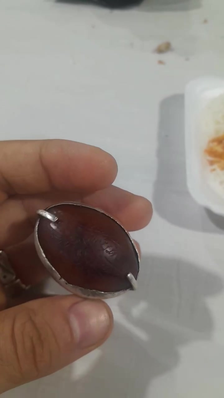 للبيع • اكسسوارات