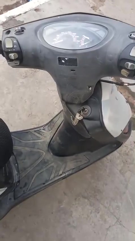 ماكس ثعلب شكل قديم محركها بلادي نظيف سلف كلة شغال تايرات باتري كلة جديد رايدها ب300 مكاني بغداد حرية 
رقم ***********
