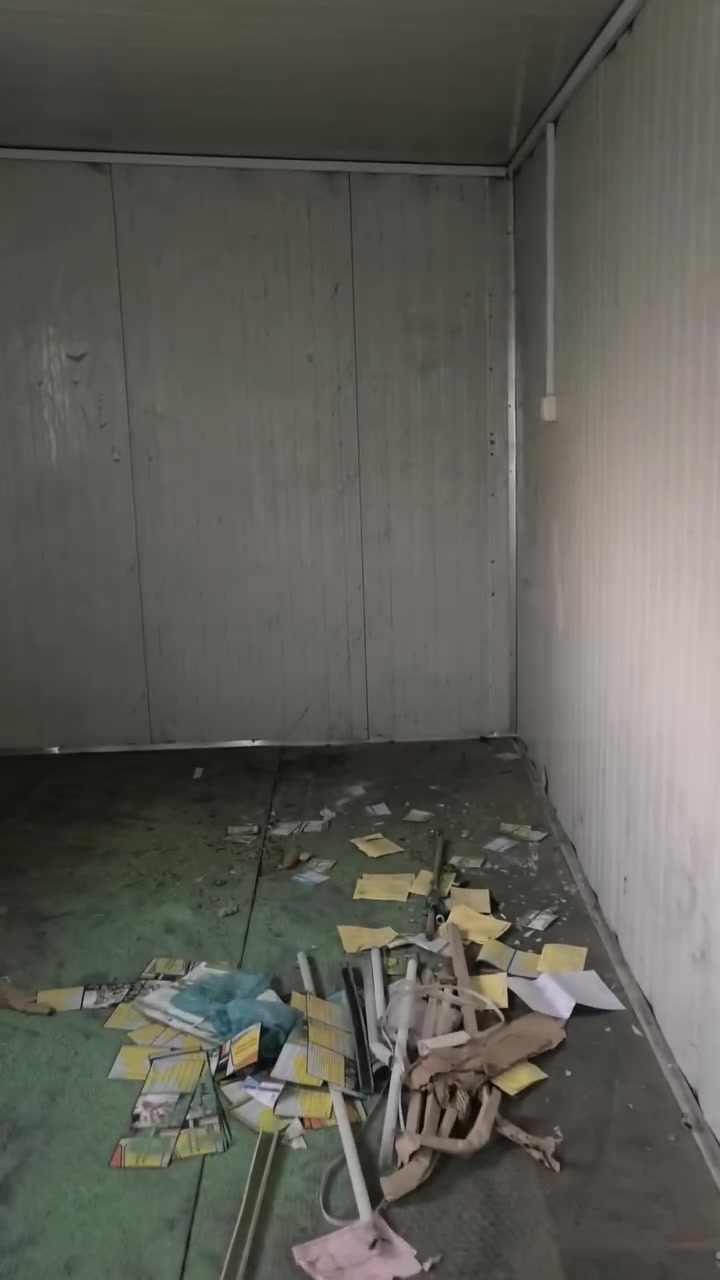 ياالله 🧿🧿🧿 يارزاق كرفان طول ٩ x ٣ قاعدة شيلمان اخو الجديد استخدام شهر واحد فقط بنظافة ٩٩ بالمية *********** عنوانا نجف الاشرف
