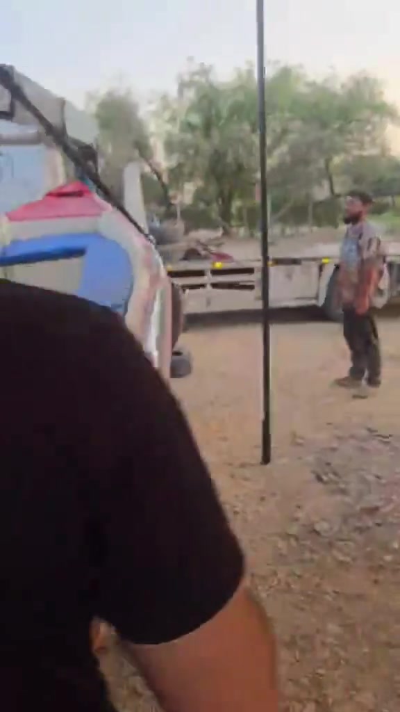 زورق طول ٦ امتار عرض ٢ ونص يشيل ٢٠ نفر بدون مكينه للبيع سعر ٣٠ ورقه وبي مجال وبي مجال بصره قضاء المدينة تفاصيل خاص وهاذ رقمي *********** @إشارة
