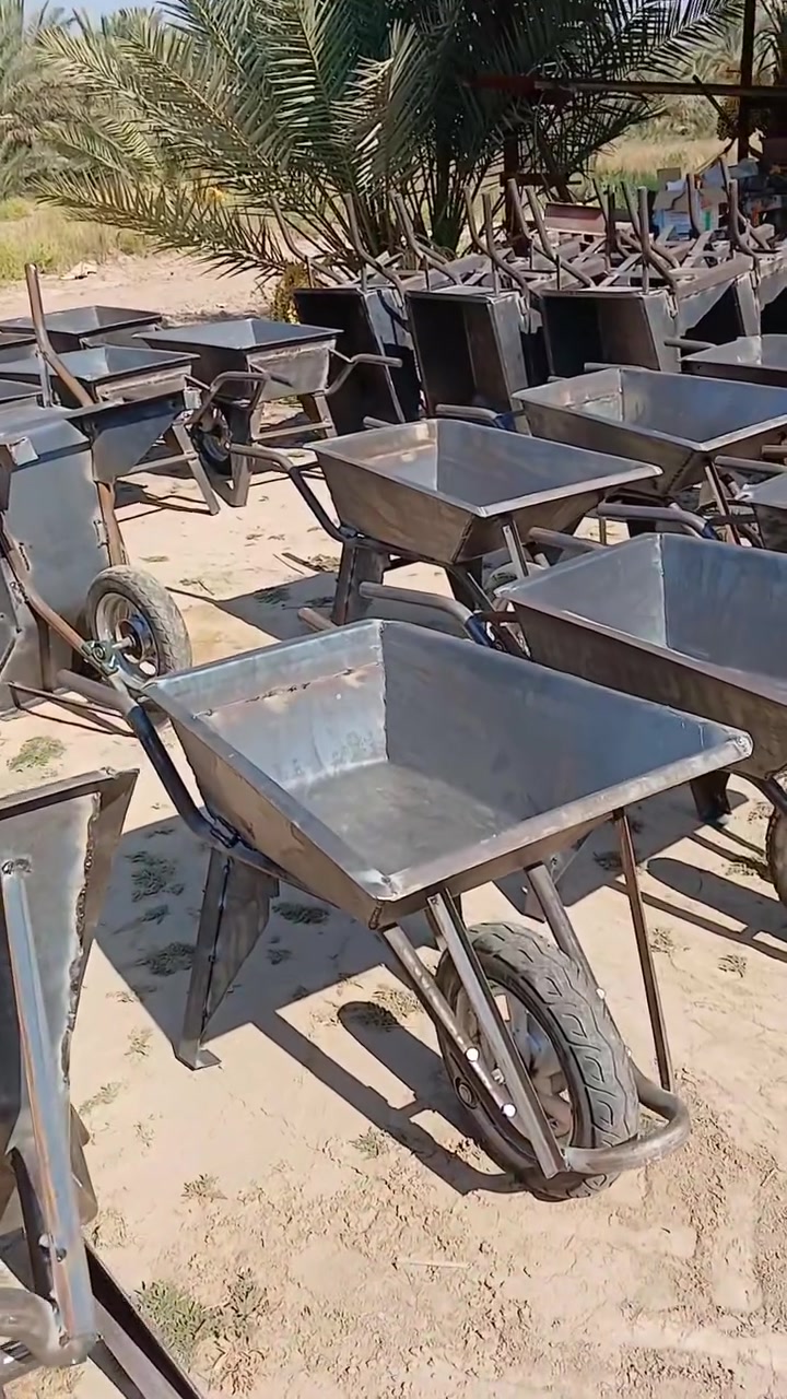 عرباين بناء تسكام درجة أولى 
مصممة للناس اللي على باب الله وتدور شي عملي، 
للتأجير والخلف والمقاولين وأهل الخباطات. الحقول 
تاخذها توفر عليك وقت وجهد، وتبقى ورث ههههه 😅
كمل الفيديو للآخير وراسلنه واتساب *********** 
وإنشالله ما نقصر وياكم. متوفر جمله بسعار مناسبه
