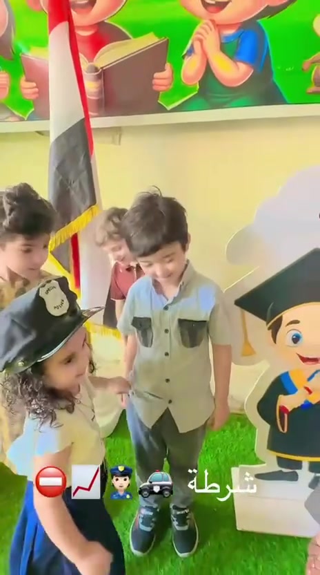 في روضة أحباب الله لا نعلّم الحروف فقط… بل نزرع حب العلم والتعلم في قلوب أطفالنا.⭐⭐
شطار روضة احباب الله الحسينية 🌷القسم الصباحي
العنوان /الضباط شارع مركز شرطة الزهور مجاور منظمة بدر
للاستفسار مراسلة الصفحة او الاتصال على الارقام
📱***********
***********
