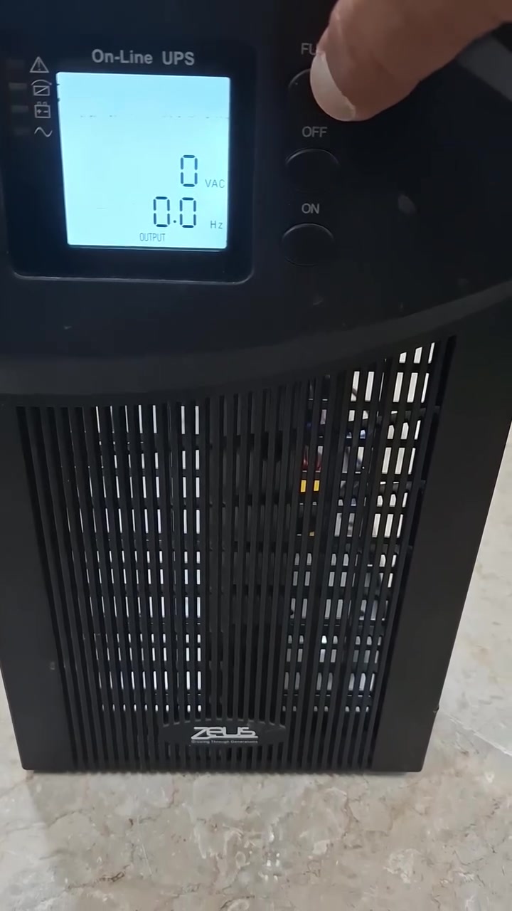 السلام عليكم ups عدد 4 اونلاين كلهن 3 kv والكل بدون بطاريات
الزيوس بي مشكله كود 34 ما اعرف بطاريات او عطل

الباقيات ابيعهن طافيات مكاني بغداد حي الاعلام ***********
