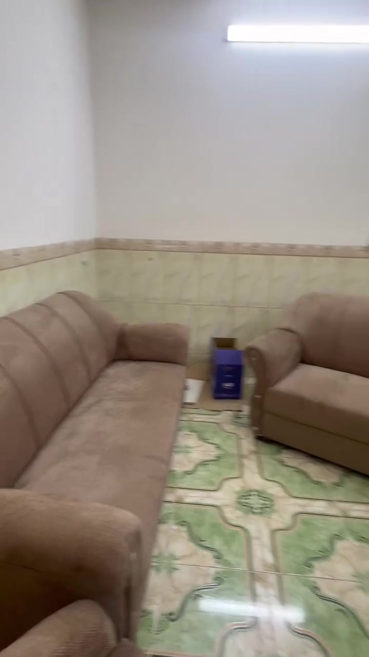 سلام عليكم تخم جديد غير مستعمل سعره مليون
صاج عراقي الاستفسار ***********
