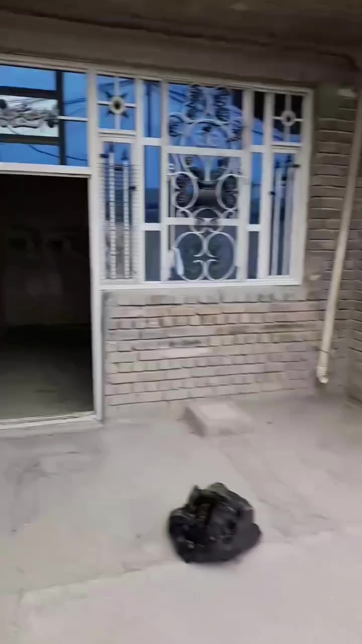كروب جسر ديالى القديم بيع وشراء كلشي وكلاشي وادوات المنزل والدور

حسن صادق ١٤٠ يوليو

..

...

كروب عقار لبيع الأراضي والدور منطقة جسر ديالي القديم وجميع مناطق جسر دیالی

فبراير

80

دار للبيع العنوان حي الحكيم نهاية شارع مدرسة موسى الكاظم نهاية الا طابو ب زراعي مساحه 180 غرف ٢ ستقبال ومطبخ ومناور ۲ جاهز من كلشي والسعر مناسب جداً ٧٥ للاستفسار اكثر

***********
