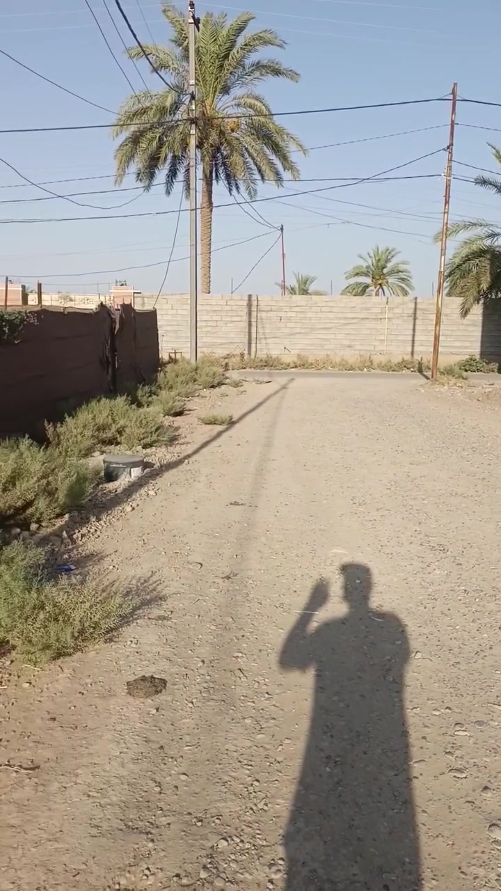 🔥 فرصة مميزة للبيع 🔥
قطعة أرض سكنية للبيع في حي الفارس، خلف النهر، بالقرب من أسواق جابر.
📍 الموقع: حي الفارس – خلف النهر
🚗 عرض الفرع: 10 متر
📐 المساحة: 150 متر مربع
📄 صنف العقار: سند 25 – تحويل مباشر باسم المشتري
⚡ الخدمات: مكتملة (ماء، كهرباء، مجاري)
💰 السعر: 23 مليون دينار، ويوجد مجال بسيط جدًا للمشتري الجاد.
للاستفسار  ***********
أو زورونا في مكتب النجم اللامع الواقع في شارع البعنون مقابل الملعب
