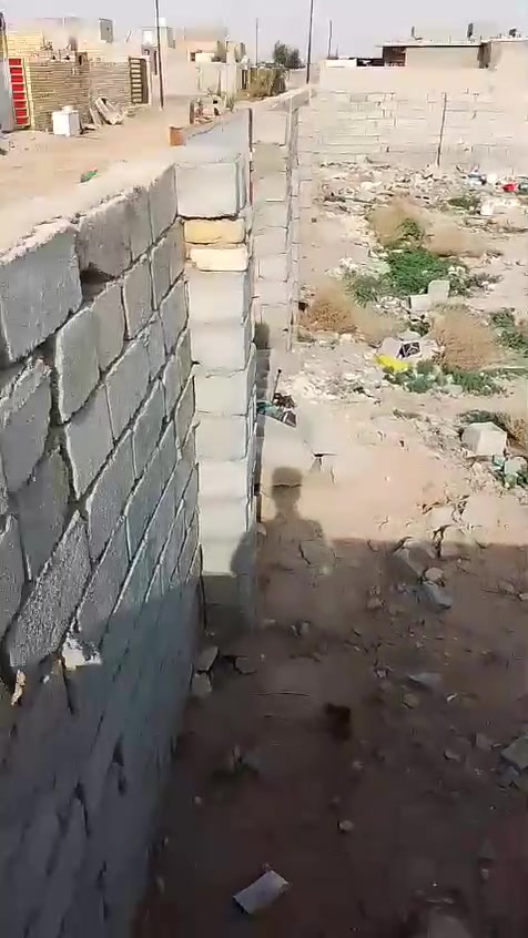السلام عليكم 
بيع مستعجل ☎️☎️☎️
قطعة ارض للبيع الموقع الحولي القادم من بغداد قبل الوصول إلى شارع عمارة كوت على ايدك اليمين  تنزل 150 متر عن الحولي داخل فرع 
المساحة 400 متر مربع 
زراعي سند 25 مرقم من البلدية 
السعر 15 مليون غير قابل للتفاوض 
الاتصال على الرقم 
***********
