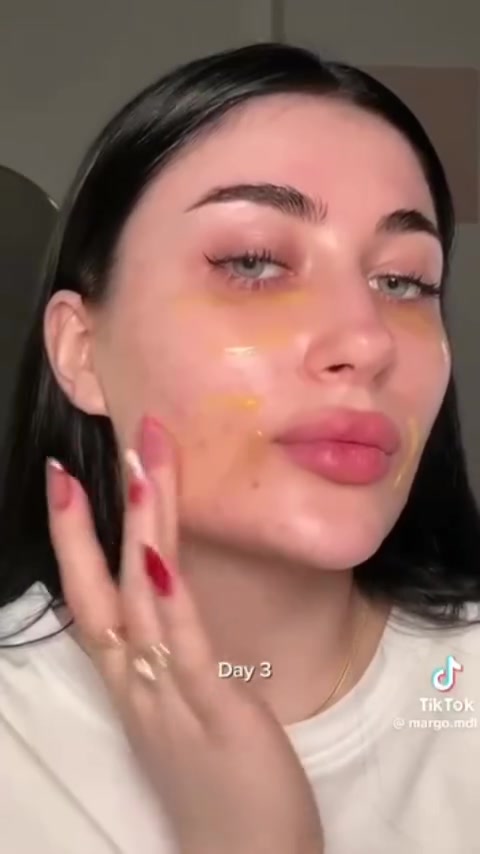 اقوى كريم للتصبغات العنيدة 💯😍

بوستير شوت فيتامين C 🔥🔥

متوفر #مجمع_حسن_بيوتي
