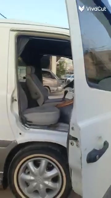 ستانه • ٢٠٠٠ • مكينة وكير جدد