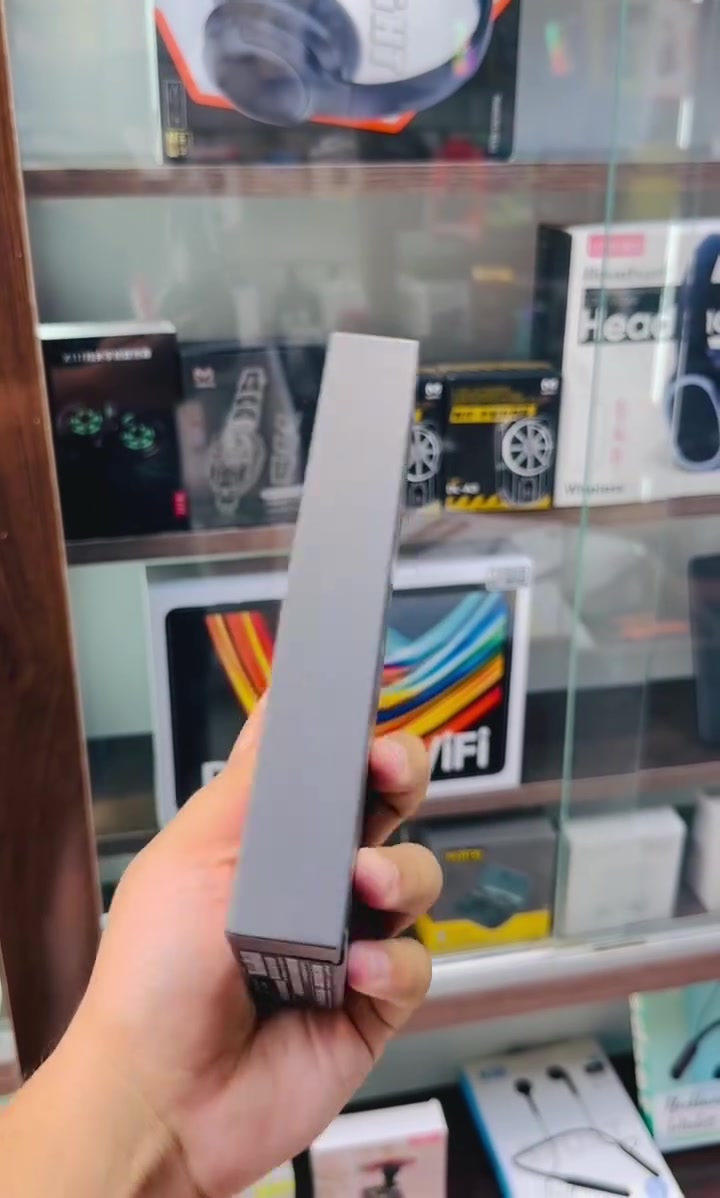 سامسونجS26  ذاكره 256  ضمان  الجهاز جديد لون مميز   بحري سعر مليون و 375 الف 🔥
_______________________________
‏Your iPhone Store | متجرك للآيفون 📱
✨ أحدث أجهزة الآيفون (جديد ومستخدم نظيف)
✅ ضمان حقيقي وفحص دقيق
  {توصيل لكافة المحافظات]
ملاحظة / يوجد بيع على الاقصاد المريح لحاملي بطاقة ماستر كارد 
العنوان / الفرع الأول - الديوانية - قضاء البدير    / الفرع الثاني - النجف - شارع نصر مهندسين - قرب طريق الجنة 
👇 للطلب والاستفسار تواصل معنا دايركت
واتساب - ***********

