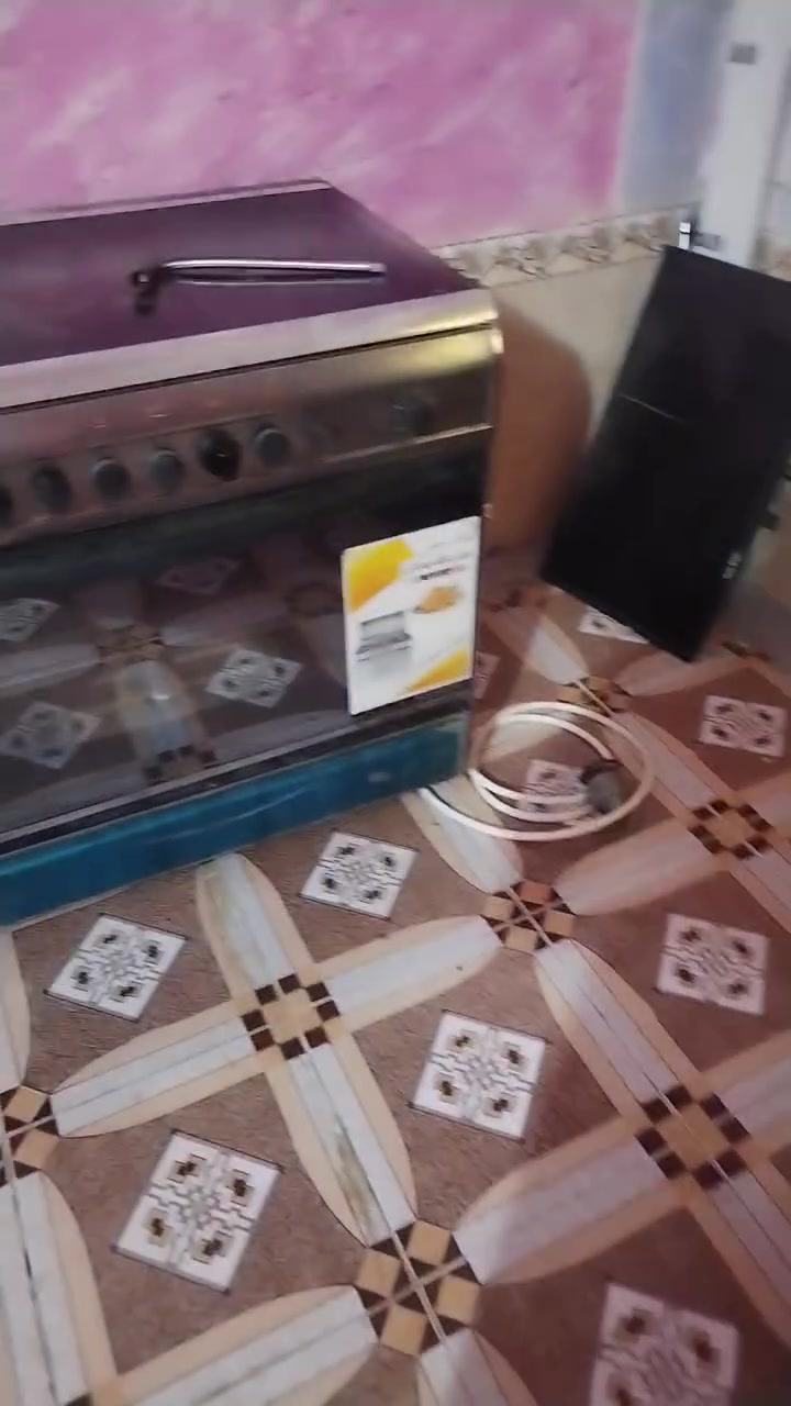 طباخات كريازي وفريش ومصري نضام بوري قياس 90في 5 و80في 50 شرط لنضافه هوه وافرانه وسعر مناسب  متواجد وات ساب ***********
