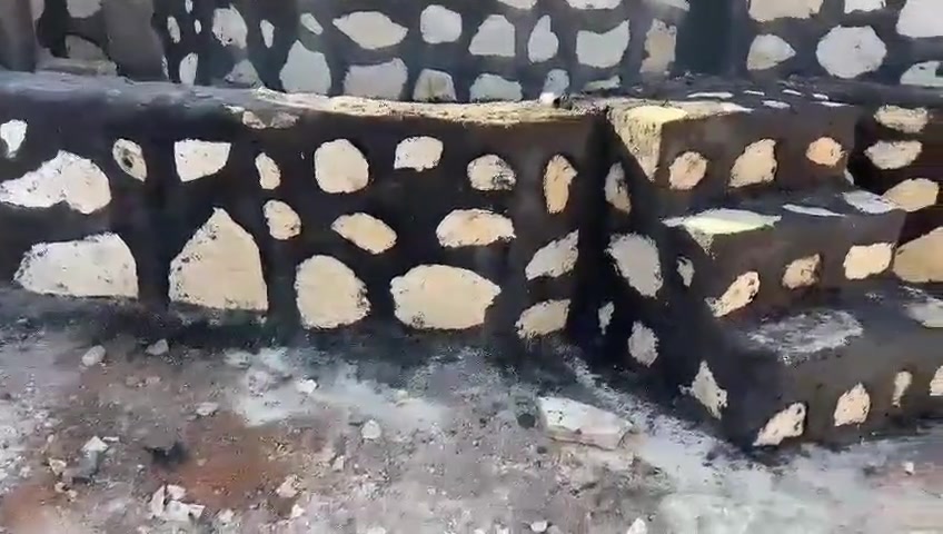 بناء حجر • كرستة • تطبيك