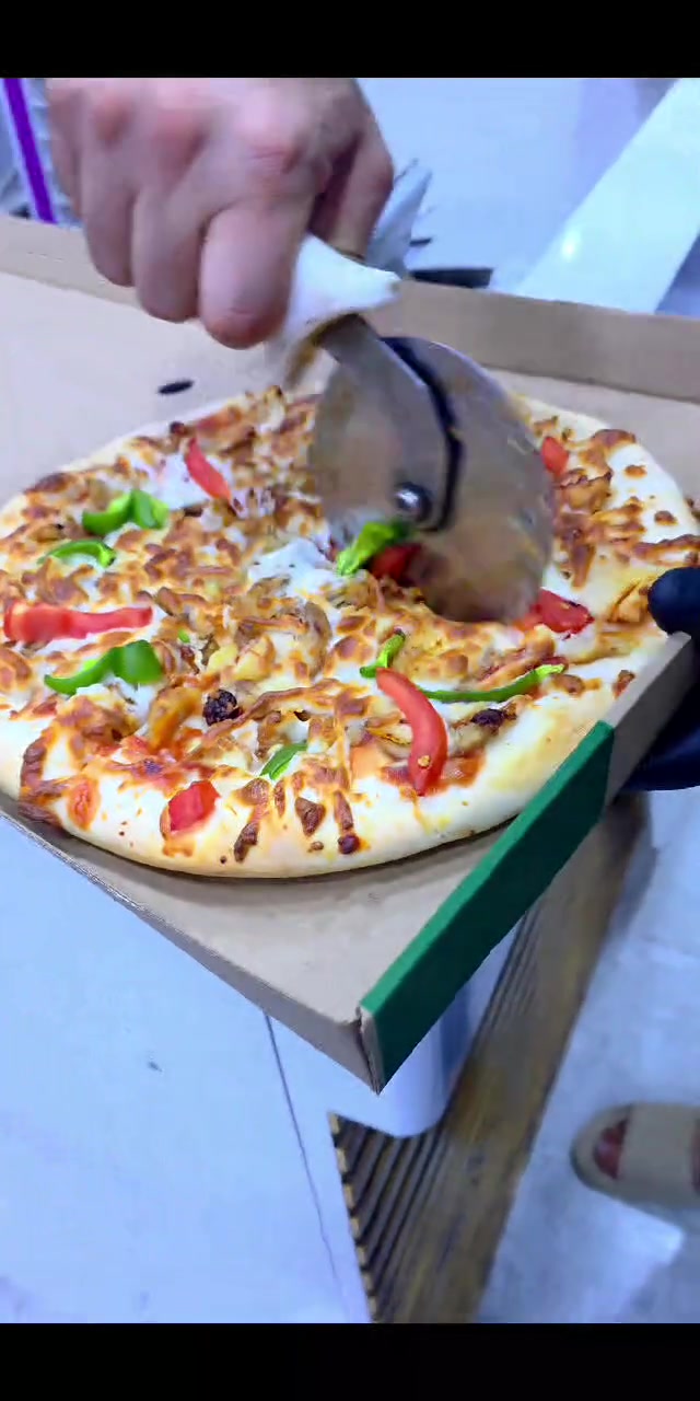بكل ثقه وفخر يقدم مطعم وماكولات  الفراشه  اطيب الاكلات والوجبات السريعه 
بيتزا 🍕 5000
صاج دجاج 2500
صاج ايطالي 4000
صاج فلافل 1250
شاورما دجاج 1500
بركر لحم 🍖1500
ريزو  4000
وجبةفنكر 3000
لفات فلافل 500
اطباق صاج دجاج  12000
اطباق فلافل 7000
طبق فلافل عائلي كبير 6000يكفي ل8نفرات
طبق فلافل عائلي وسط 5000 يكفي ل6نفرات
طبق فلافل عائلي صغير 4000 يكفي 5نفرات 

للتواصل مع ادارة المطعم
***********
***********
