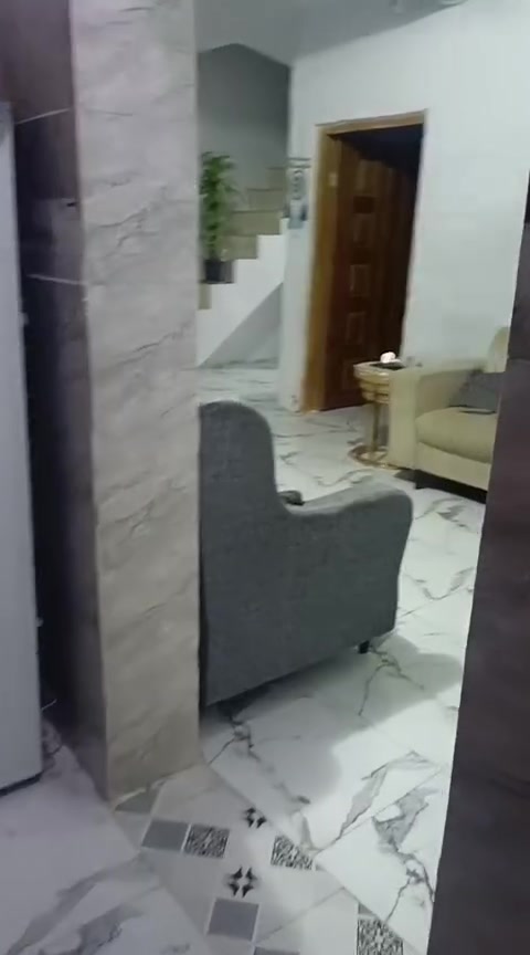سلام عليكم من رخصت ابو الكروب بيت اللبيع طابو زراعي سند ٢٥ مساحة ١٥٠م يتكون من غرفتين نوم وصالة ومطبخ وصحيات خدمات كاملة كهرباء وماء اسألة وتبليط السعر ٢٨ العنوان طريق السنية الاتصال على الرقم ***********
