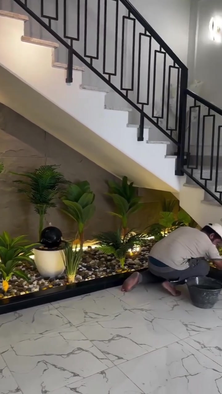 🏗️ شركة حرير بغداد للمقاولات
للبناء والديكورات والتشطيب

🌿✨ جلسة حديقة داخلية.. لمسة تغيّر أجواء بيتك!

نصمم وننفذ جلسات حدائق داخلية بلمسات أنيقة، تجمع بين الخضرة والديكور والإنارة لتصنع مساحة هادئة ومميزة داخل منزلك 🌿💡

🔸 تصميم وتنفيذ
🔸 تنسيق النباتات والديكورات
🔸 إنارة ديكورية
🔸 تشطيب مرتب وأنيق

💳 الدفع نقداً وبالتقسيط
📍 جميع مناطق بغداد

📞 ***********
📞 ***********
