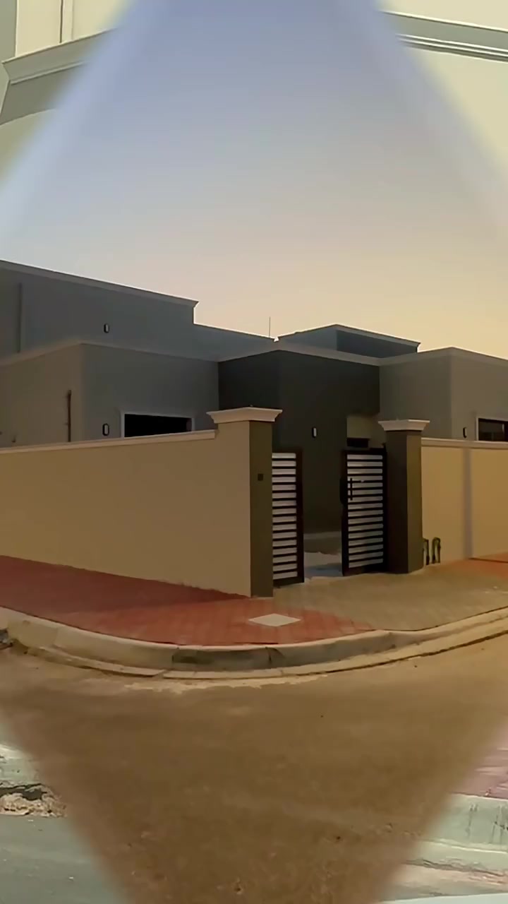 🏡 تملّك بيت العمر في بصرتنا ❤️
📍 في قلب البصرة – مجمع البلدية، النرجس، ياسين خريبط
📐 300 م² | طابقين
🛏️ 4 غرف نوم | هول | ديوانية
🌿 حديقة | 🚗 كراج | 🚿 4 حمامات

💰 فقط 200 مليون دفعة أولى والباقي أقساط

📞 ***********
الرصانة العقارية
