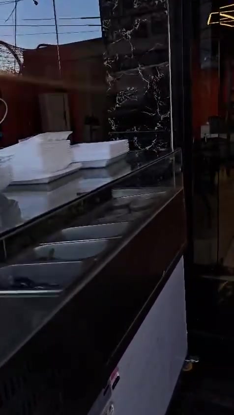 المطعم للبيع و يعمل بشكل ممتاز، وله اسم معروف وقاعدة زبائن، وجميع التجهيزات جاهزة للاستمرار بالعمل من أول يوم، دون الحاجة إلى أي مصاريف إضافية.
فرصة مناسبة لكل من يبحث عن مشروع جاهز وناجح وقابل للتطوير. 

الموقع 📍 الدورة شارع المصافي مقابل مصرف الرافدين

📩 للاستفسار عن التفاصيل والسعر، يرجى التواصل على الرقم

‭***********‬
المطعم للبيع و يعمل بشكل ممتاز، وله اسم معروف وقاعدة زبائن، وجميع التجهيزات جاهزة للاستمرار بالعمل من أول يوم، دون الحاجة إلى أي مصاريف إضافية.

المطعم للبيع و يعمل بشكل ممتاز، وله اسم معروف وقاعدة زبائن، وجميع التجهيزات جاهزة للاستمرار بالعمل من أول يوم، دون الحاجة إلى أي مصاريف إضافية.
