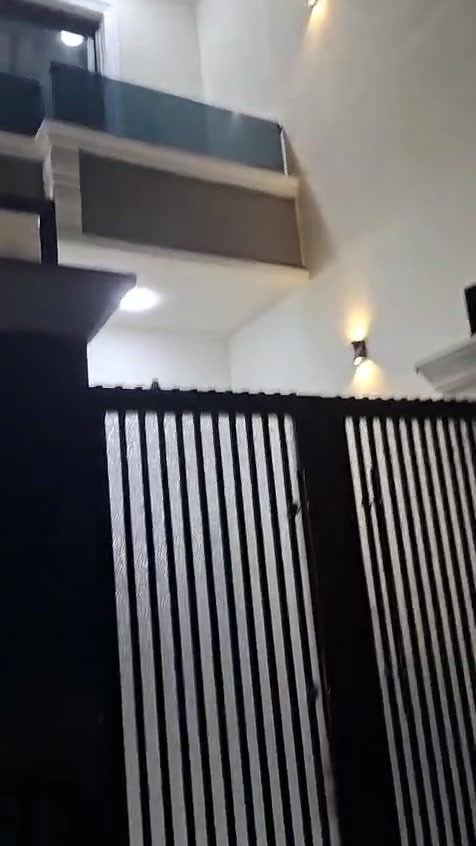 100م  غرفه عدد 2
بيت جديد 2026 زراعي سند 25
السعر 95 مليون
عرض الشارع 10m
البياع 
نهاية حي الري ***********
