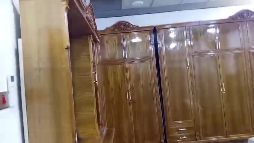 *غرفه نوم للبيع كامله خشب صاج جديده غير مستخدمه

المكان: ميسان_العماره

السعر: مليون و750الف
للاستفسار: واتساب ***********
