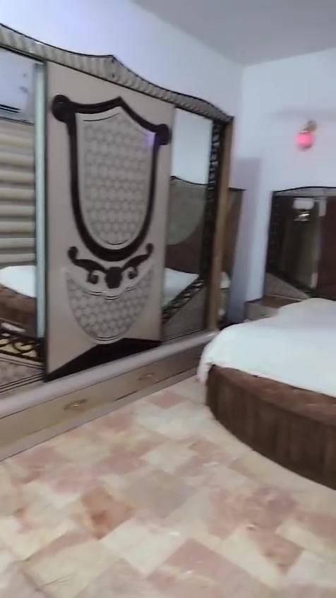 السلام عليكم متوفر غرفه تركيه مستعمله للبيع في ميسان حي المعلمين سعرها 750
