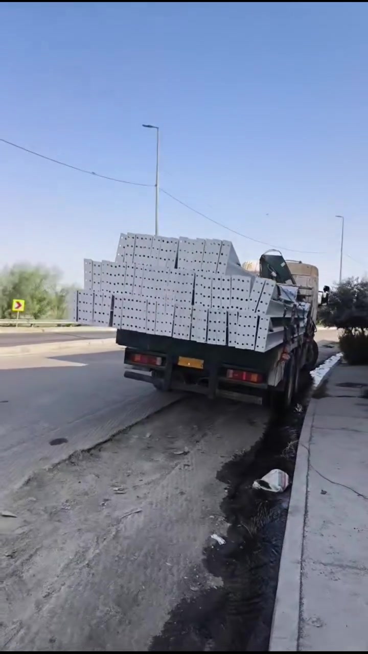 حدادة العصري الانشاء جملوانات 
بدارت عارف وثامر 
***********
***********
