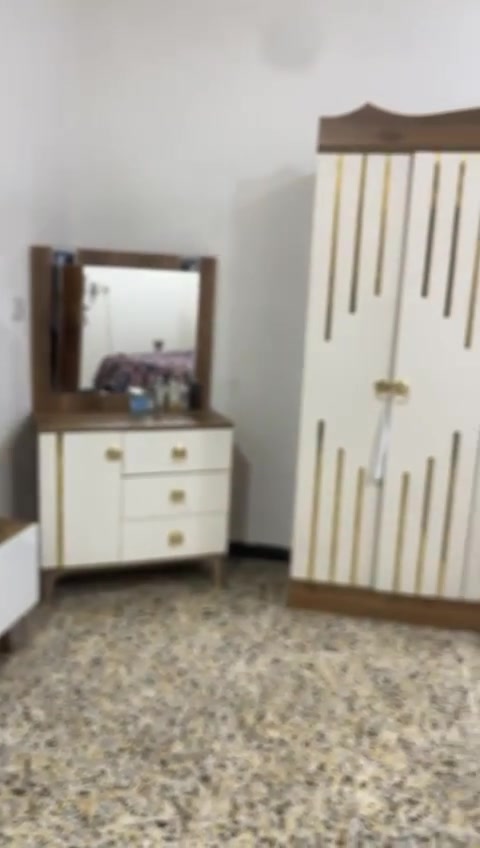 غرفه نوم تركي سعر 400 وبيه مجال حك جيتك بغداد الغزاليه ***********
