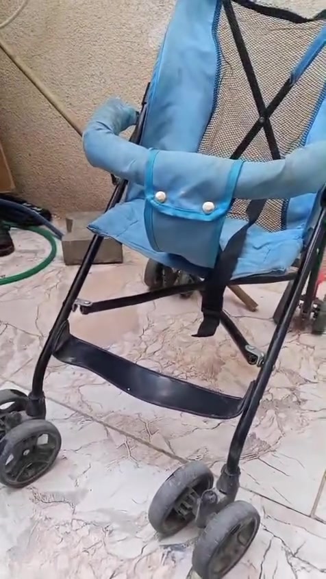 عربانة • تواير متضررة • للبيع