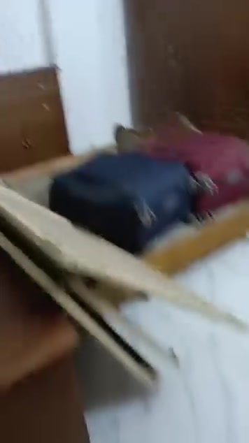@سلام عليكم شقه درجه اولى للبيع سعره مناسب قفليه 175الف مكانه بغداد الشرطه الرابعه حي المواصلات @
للاستفسار الاتصال على الرقم ***********
