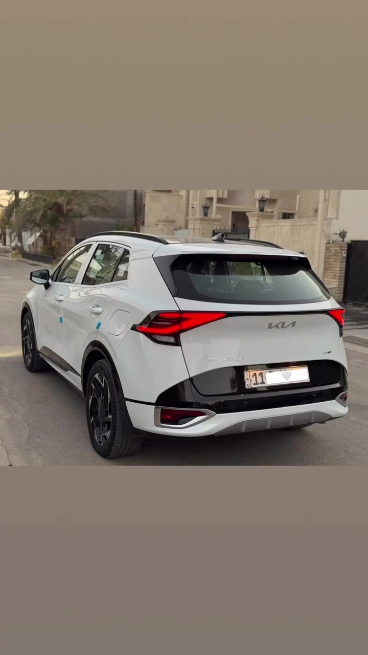 كيا سبورتج جي تي لاين 2024
(جيتي لاين )فول 1/1 اعلى فئة بالسبورتج الخليجي
عداد المسافة المقطوعة/  48 الف كم
  ضمان الشركة الدولية في الصيانة واستبدال الزيت 
للاستفسار الاتصال / ***********‬
العنوان : بغداد السيدية
السعر المطلوب /
( 23700$ )$ دولار يعني دفترين 37 ورقة 
 المواصفات /
- وارد خليجي 
- رقم بغداد ‎
‏‌‎ - بانوراما 
- بصمتين
‏‌‎ - سعة المحرك 2.0L
‏-‌‎ مرتبط بناقل حركة أوتو 6 نمر
‏‌‎ - عدد AIR BAG8
‏‌‎ - حساسات أمامية 
‏‌‎ - حساسات خلفية
‏‌‎ - لايت زينون + LED
‏‌‎ - كشافات 
‏‌‎ - بك لايت LED
‏‌‎ - ويل كب 19
‏‌‎ - قبضات أبواب من الألمنيوم
‏-‌‎ اريل نفكيشن
‏-‌‎ تشغيل عن بعد 
‏‌‎ -فتح الصندوق كهرباء ذكي 
‏-‎ دشبول شاشة 
‏‌‎ - شاشة Apple Car play 
‏‌‎- كاميرا دوارة
‏‌‎ - الانارة الداخلية LED
‏‌‎ - المقاعد جلد اسود تدفئة و تبريد 
‏‌‎ - تدفئة المقود 
‏‌‎ - مثبت السرعة Cruise 
- الأوامر الصوتية
‏‌‎- أوضاع القيادة  Drive Mode
‏‌‎ - فحص أنظمة السيارة 
‏‌‎ - حساسات ضغط اطارات 
‏‌‎ - شفتات مقود
‏‌‎- تبريد شاشة
‏‌‎ - هاند بريك بصمة 
‌‌‏- ABS 
‌‌‏ - Auto Hold    أوتو هولد
‌‌‏- ISO Fex        ايزو فكس
‏‌‎- نظام مانع الانزلاق
‏‌‎- نظام نزول المنحدرات 
‏‌‎- اشارة في المرايا الجانبية
‏‌‎- مخرج منفذ الطاقة 
‌‌‏- رادارات جانبيه مع رادار خلفية 
-شاحن هاتف Wireless
