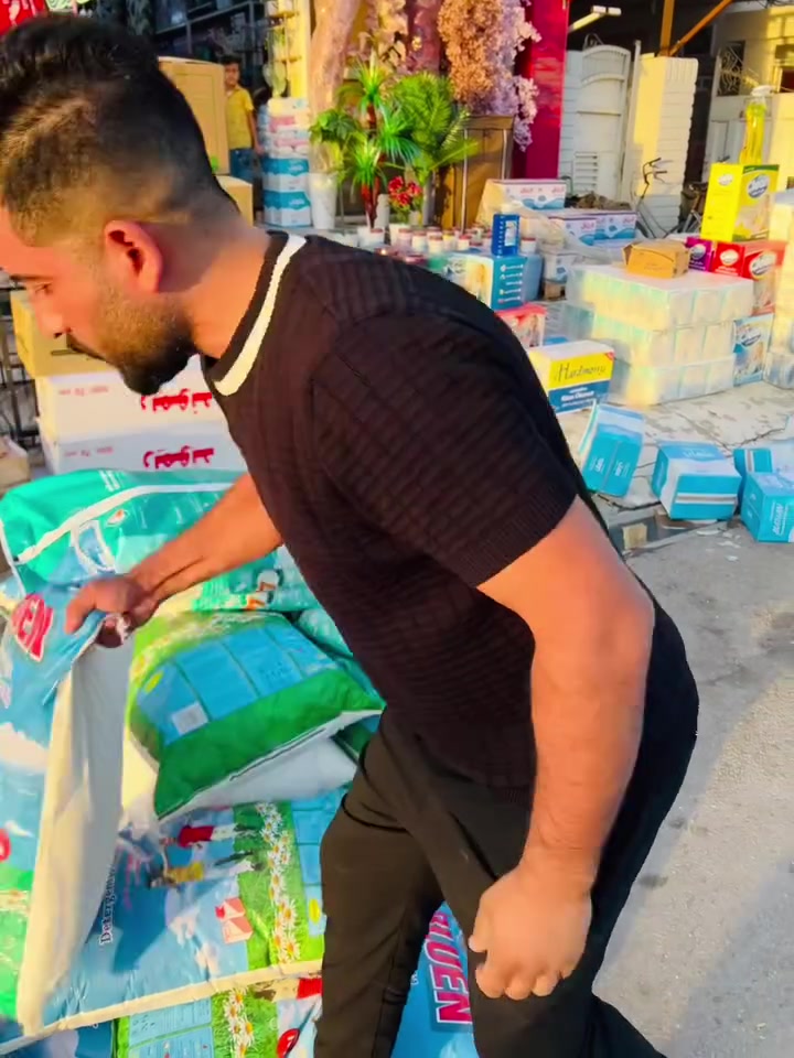 العروض مستمره داخل مجمع الجبوري شارع شروين مجاور دكتور قيس ***********
