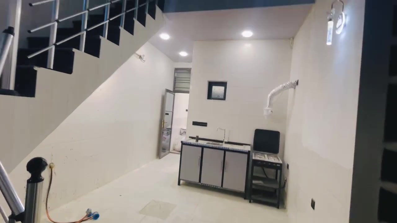 طلاب وطالبات • مؤثثة بالكامل • مقابل مول الحارث