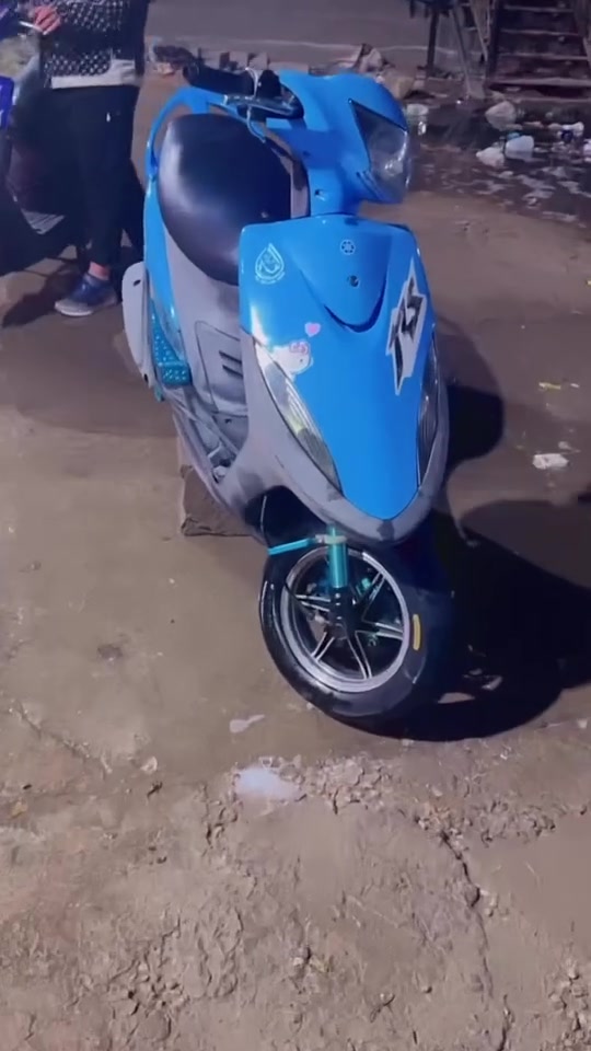 ***********
للبيع مكفولة كفالة عامة٩٠٠وبيها  مجال
