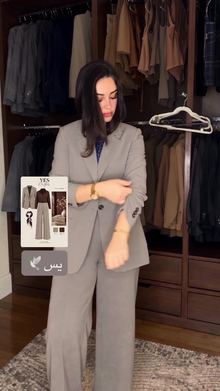 طقم كلاسك بعده الوان♥️
تفاصيل 
قياسات 36-38-40- 42-44-46-48 
طول الجاكيت 73 سم 
طول الكيلوت 100 سم 
سعر الطقم 170.000 الف
متوفر خدمه توصيل 
ومتوفر 4 الوان للطقم 🚴🏿

نص مكتوب في الصور:
- YES Outfits 🕊️ يس