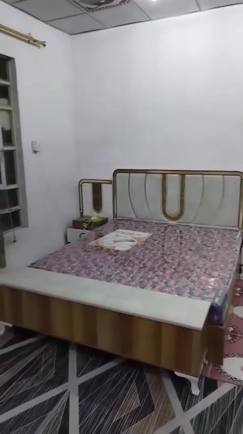غرفه ٩ قطع • نضيفه • مجمده
