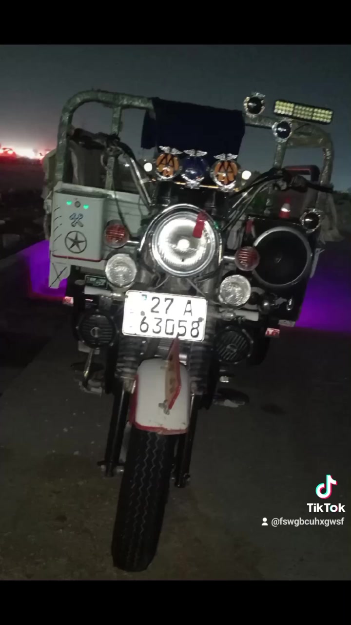 السلام عليكم ستوته موديل 22 رقم وسنويه ستوته نظيفه هذا رقمي***********
