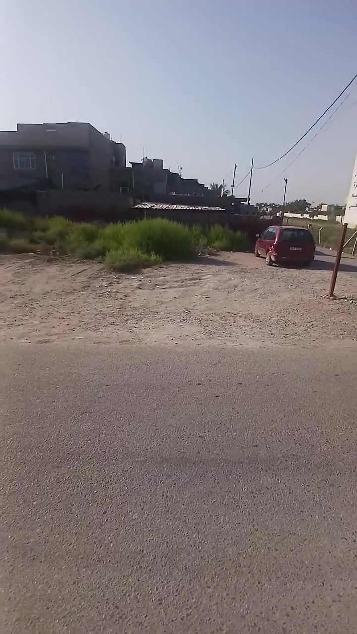 السلام عليكم موجوده قطعه ارض لبيع تجاريه 140متر وجه 8 بنزالها الدوره هورجب سند 25 الاستفسار على هذه رقم بي واتساب ***********
