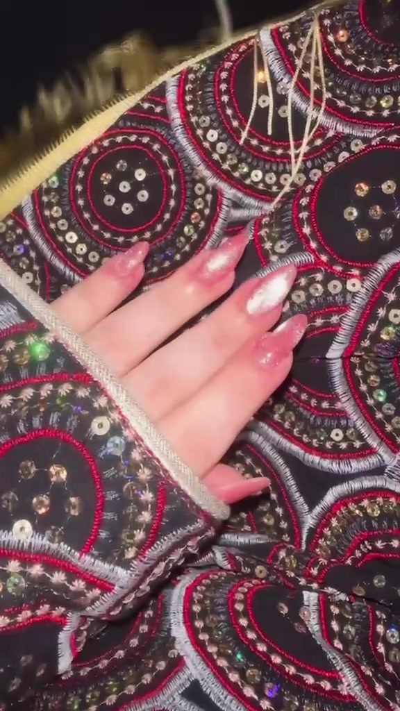 جل اكستنشن • كادر اجنبي • العامريه شارع المضيف