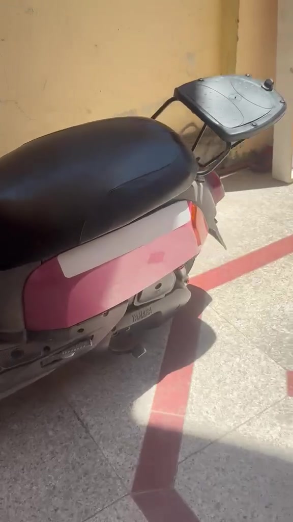 سلام عليكم دراجه بوليس للبيع
الدراجه مفتوحه فقط تبديل راسط مال مكينه 
والكفرات تجاري 
أما الباقي كله مكفول 
المكان حي العامل 
السعر ٦٠٠ بيه مجال بسيط
الرقم***********
