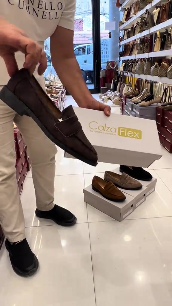 ملابس