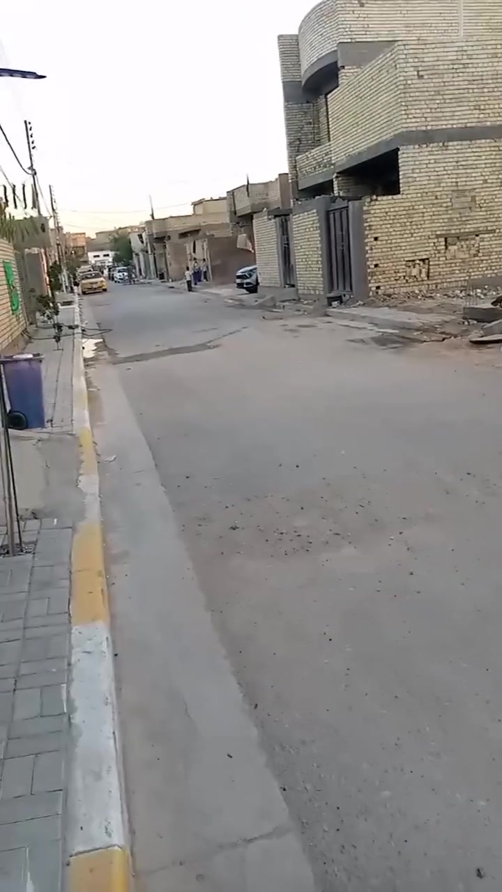 بيت للأيجار 100 متر طابقين العبيدي الرئاسة شارع عشرين ***********
