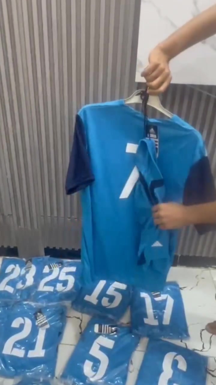 سيت خماسي 12قطع 75 وبا توصيل 
6قطع ب40
احجز واتساب  ***********
