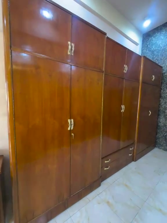 وصلت وجبة غرف نوم مستعمله تسكام سعر مناسب جداً
هدية طابورية شد ونقل مجاناً عنوانة واسط العزيزية قرب التجنيد القديم مقابيل دائرة المرور تصل ***********
