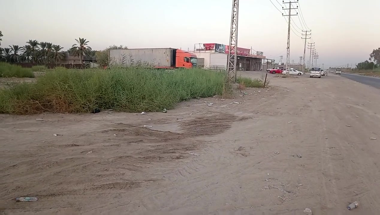 دونم ونص تجاري عل طريق المطار
يبعد من مظيف شيخ عدنان الجحيشي 400 متر
وجه دونم 41 نزال 60
نص دونم وجه 19 نزال 60
سند 25 تحويل ثاني يوم
للاستفسار الاتصال على الرقم ***********
